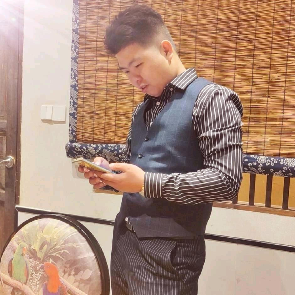 故人。