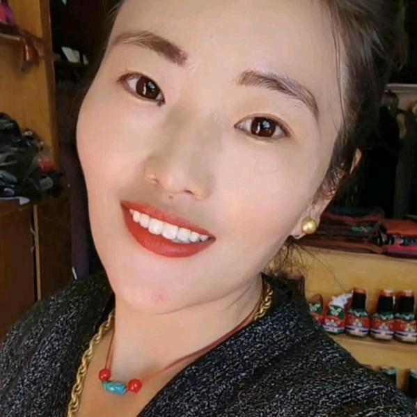 ཞི་བདེ།👕👕👕