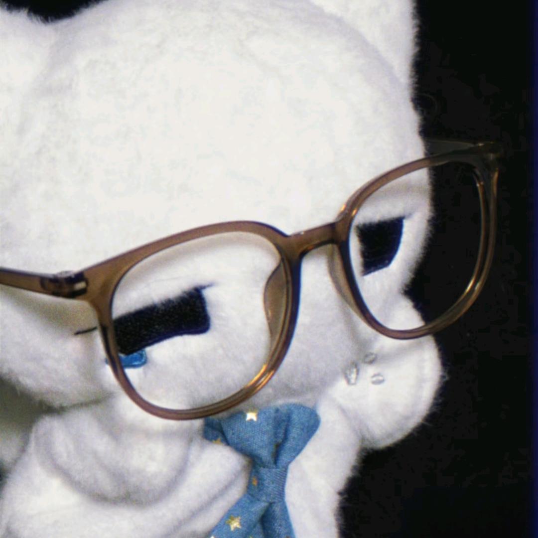 旋转的菠萝超人