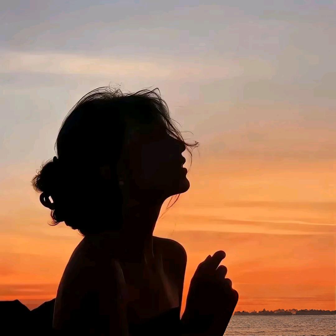 敬(๑•̌.•̑๑)ˀ̣ˀ̣往事如烟