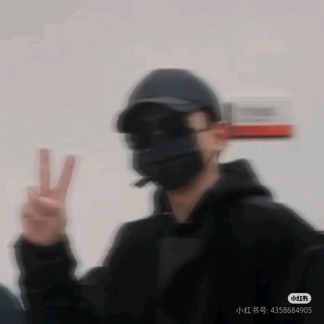 喺.
