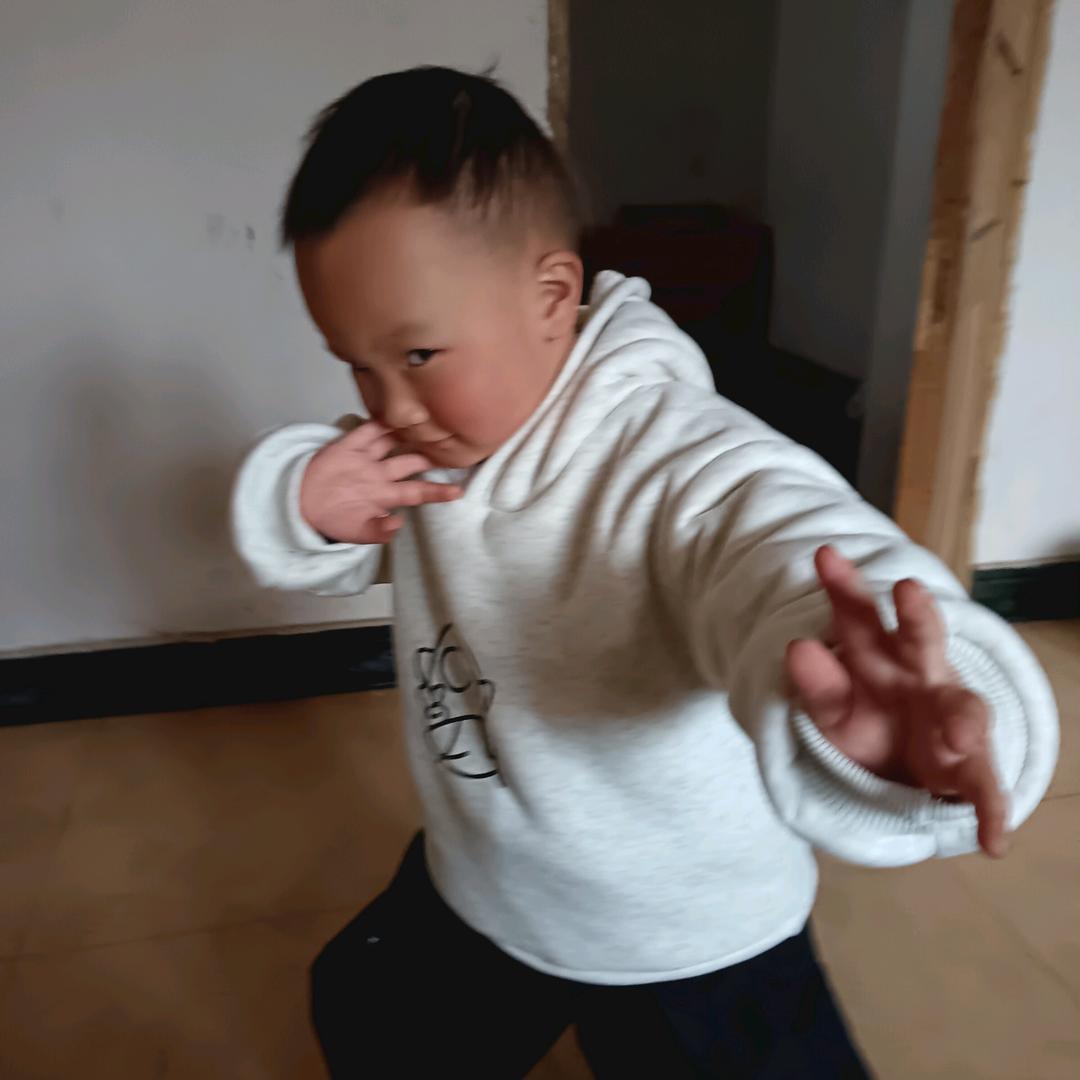剪爱824