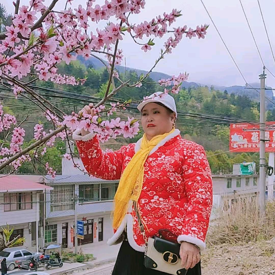 每天开心😊😊