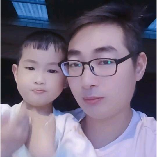 携手共度，余生无悔。