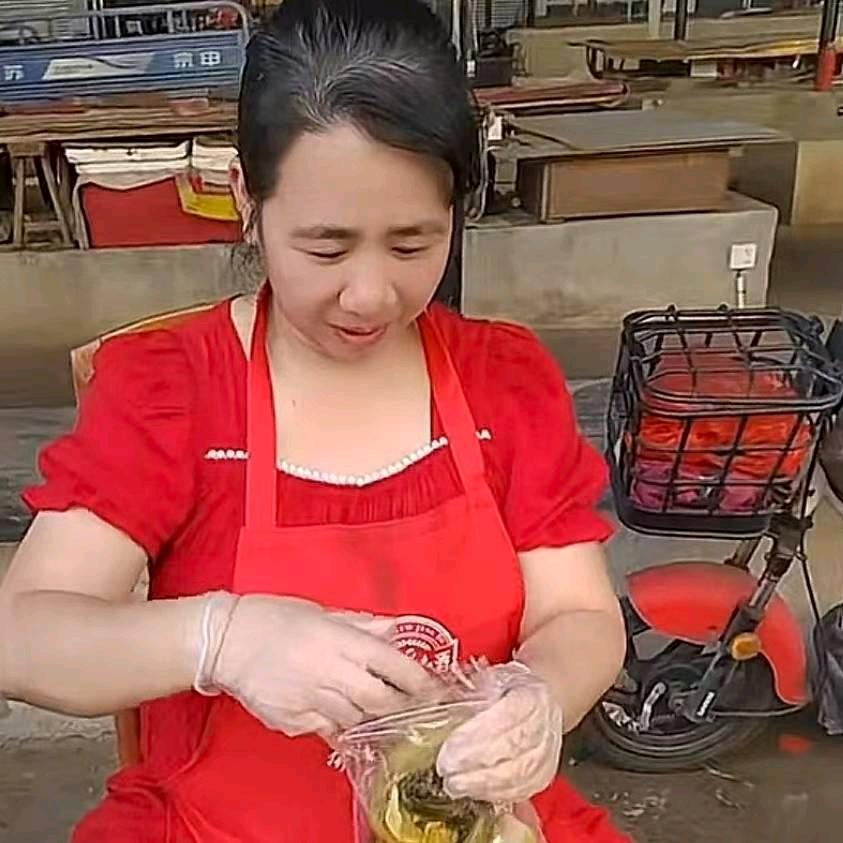 如意杂货店阿娟