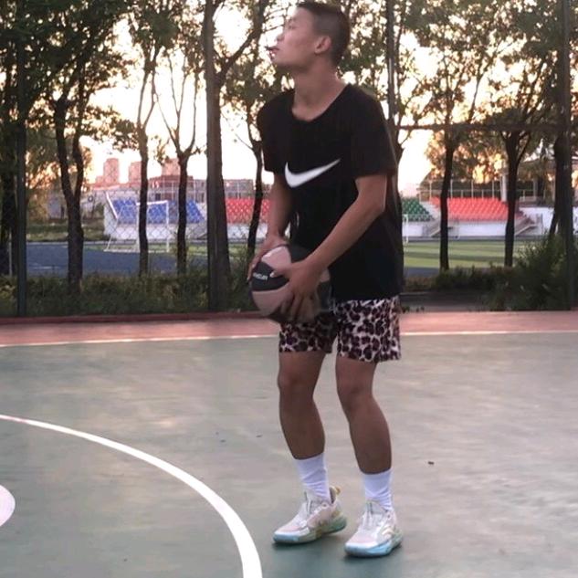 商务进台球器材