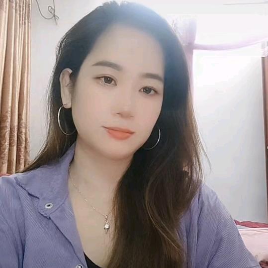 在来宾卖臭豆腐的三娘