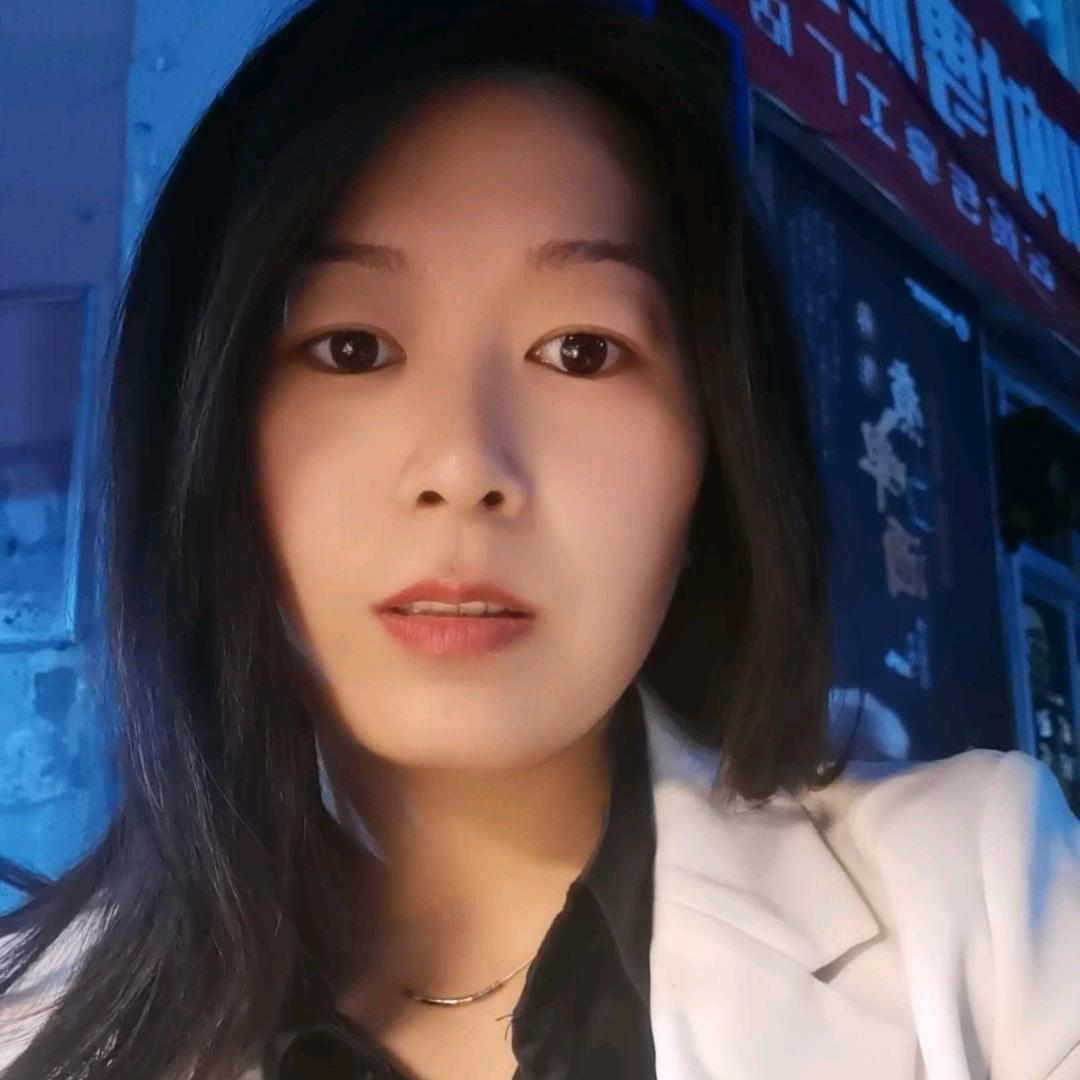 蔡丽猪蹄肘子