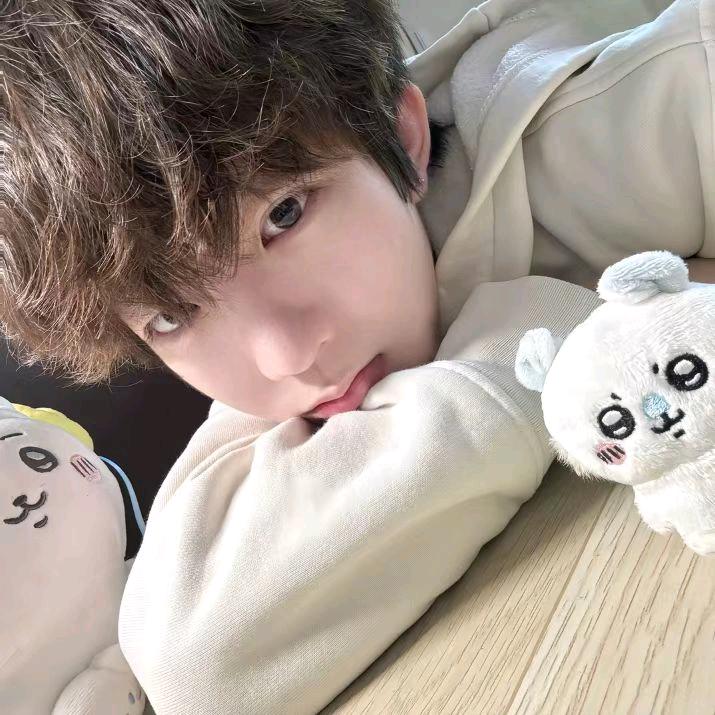 你的火机藏那了