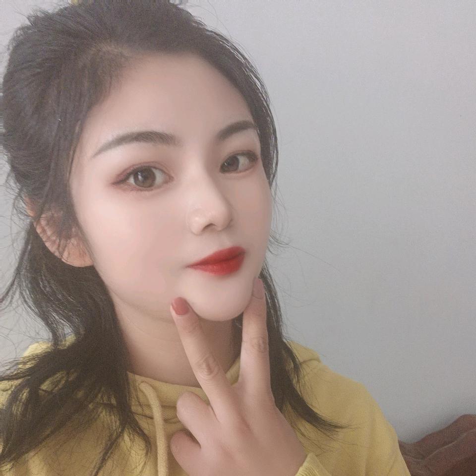 李哈哈😋