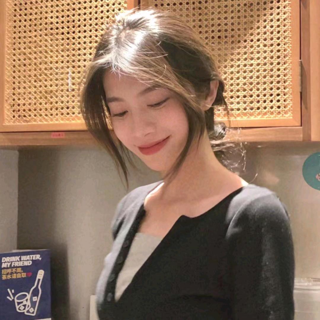 阿捱