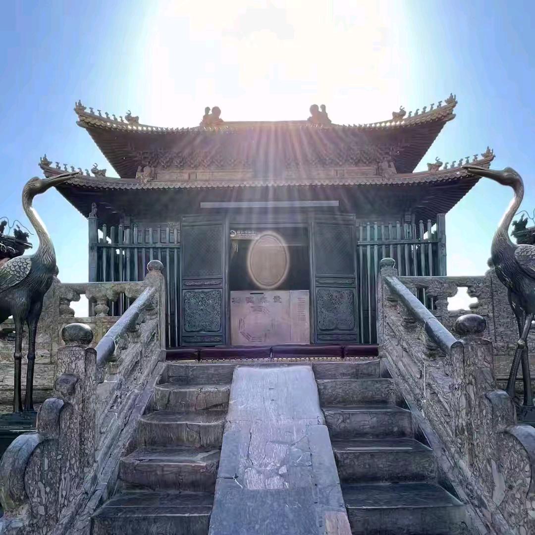 梅大姐