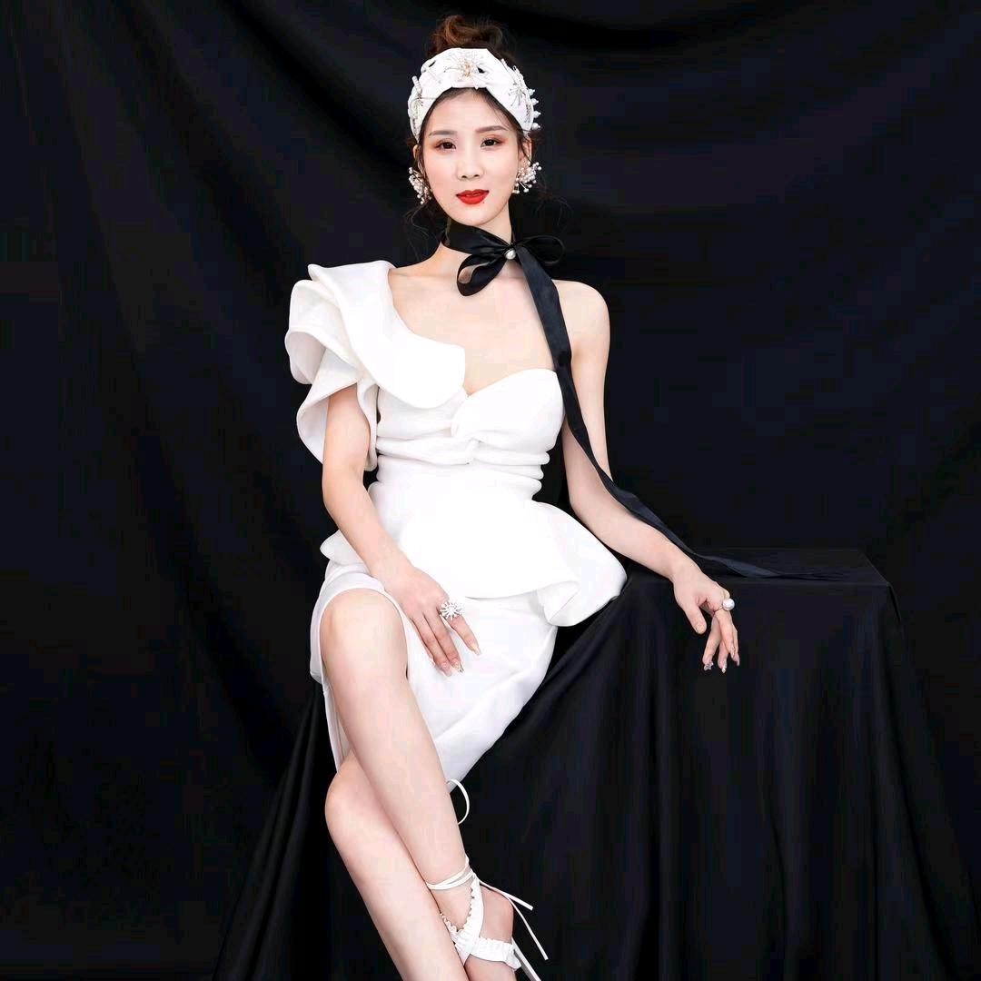 雅雅高定榕鼎旻商贸