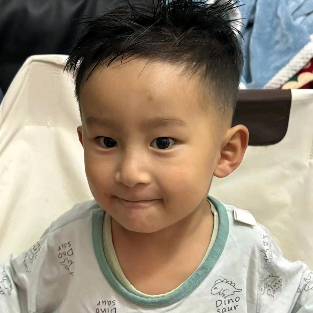 忙忙碌碌的杨师傅