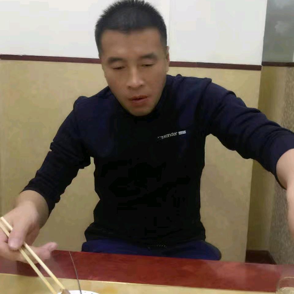 小哥
