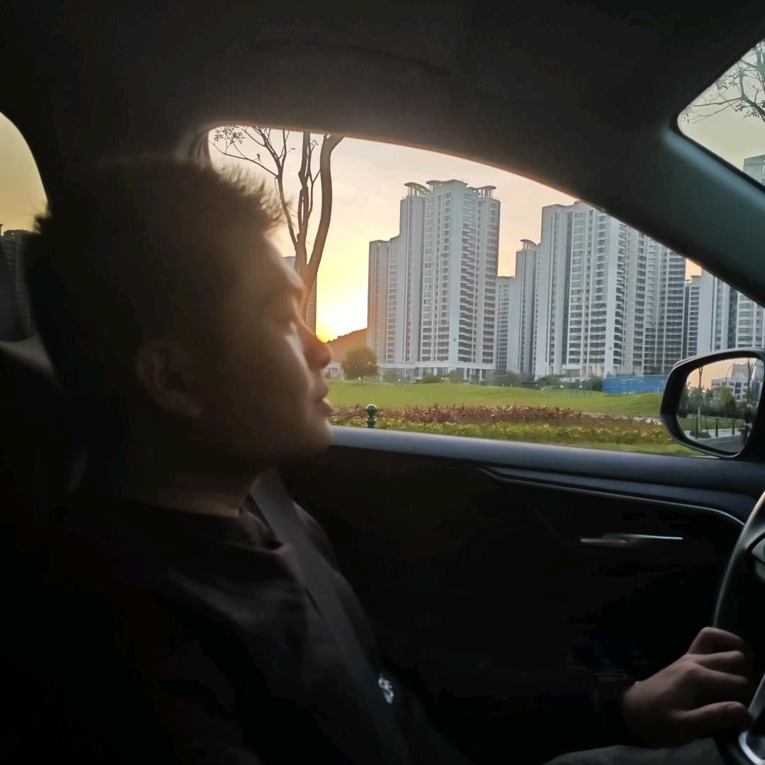 吖健哥哥