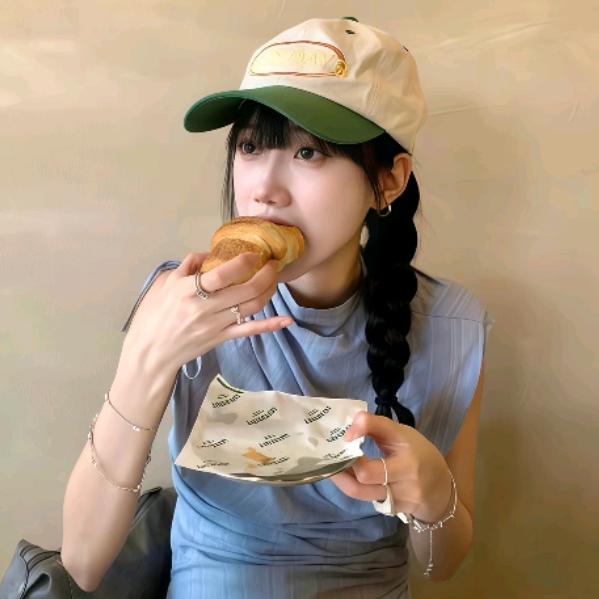 哦麦噶的.