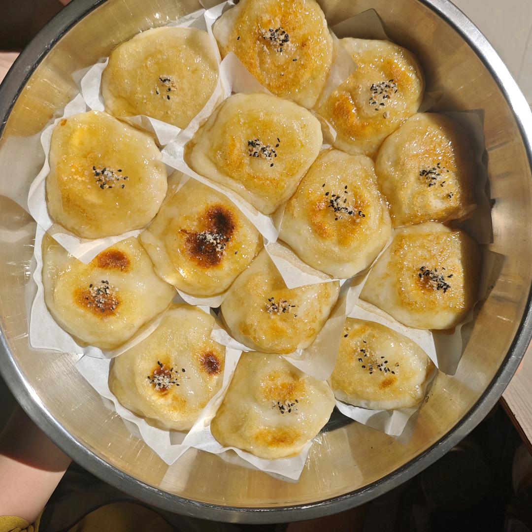 佳媛小吃店，手工制作糍粑，凉粉草制作凉粉