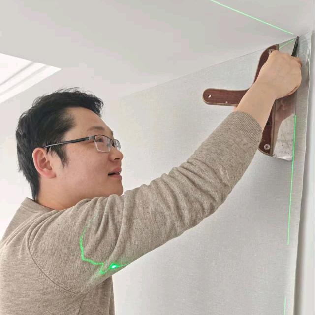 昆山 张师傅墙布旧房翻新