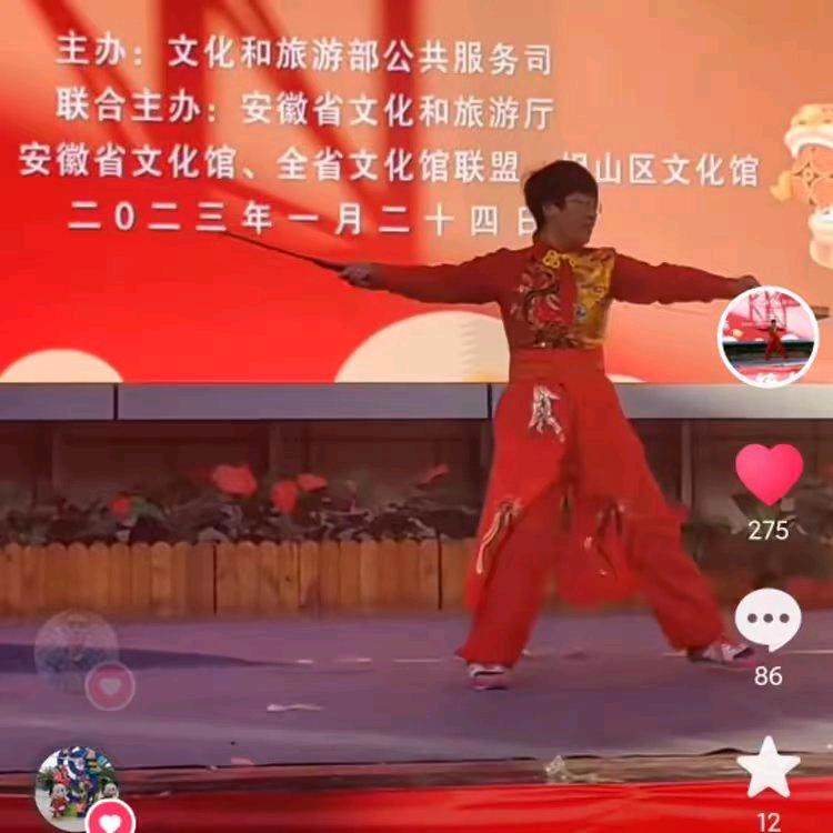 云朵@