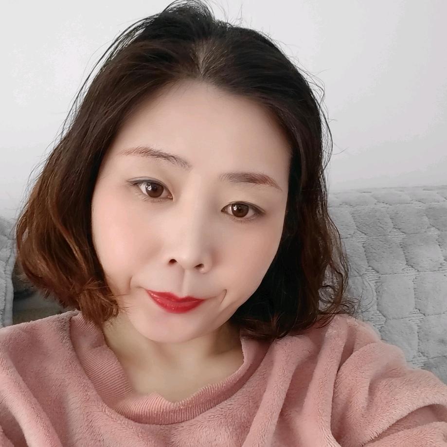 大玲子小号《开播号在主页》