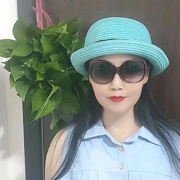 木森姐（主页大号下午4:30开播）