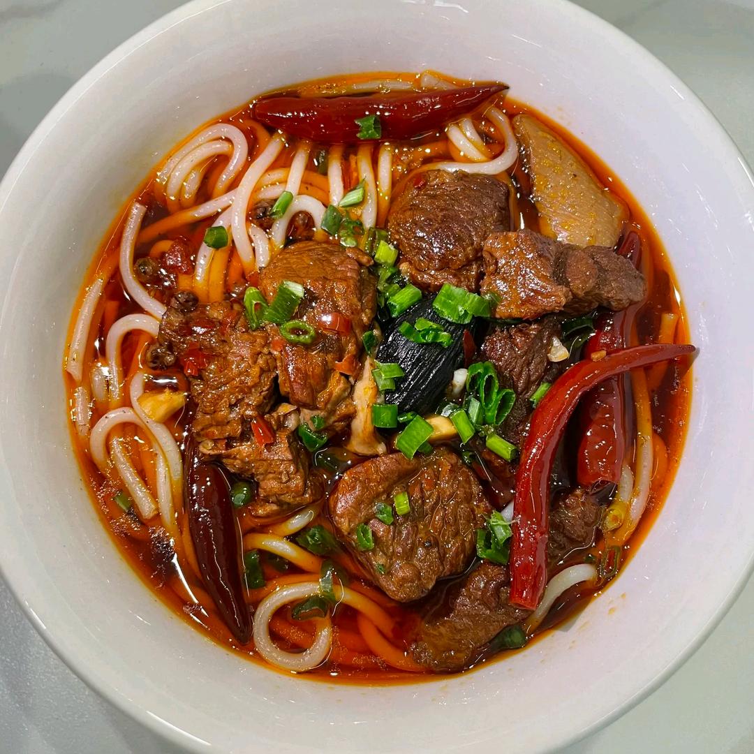 汝南·湖南常德牛肉粉·酱板鸭