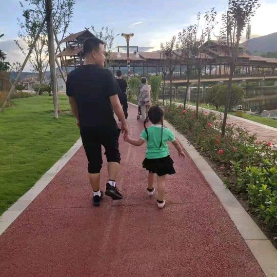 呵呵，一笑！