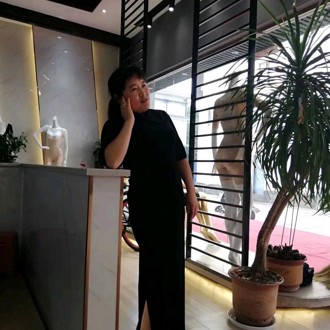 荣成多种房型出租，带停车场，方便做饭