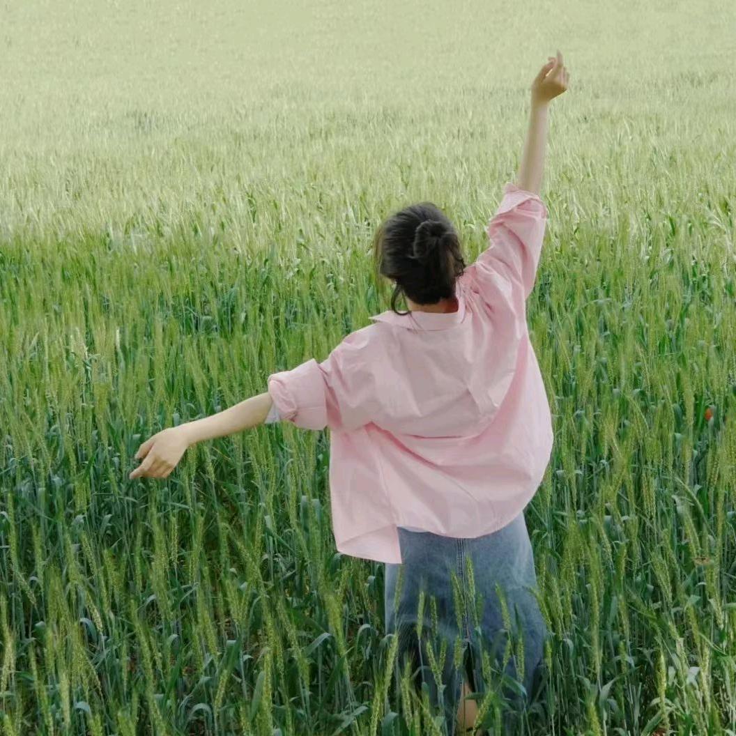 美女剑豪带着肉来了