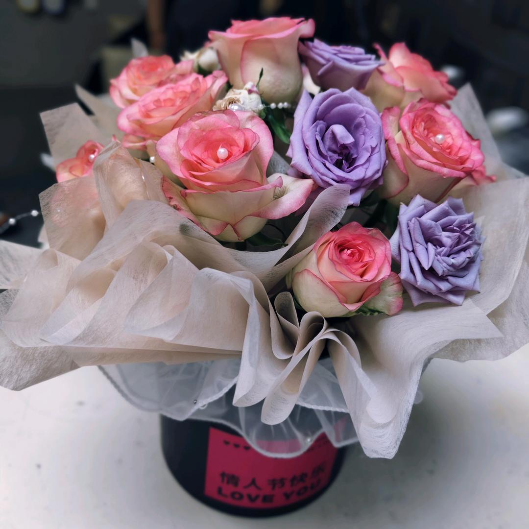 珊珊来迟🥰