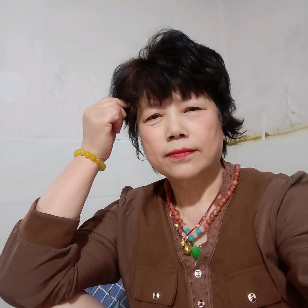 红颜姐早晚七点十分首播