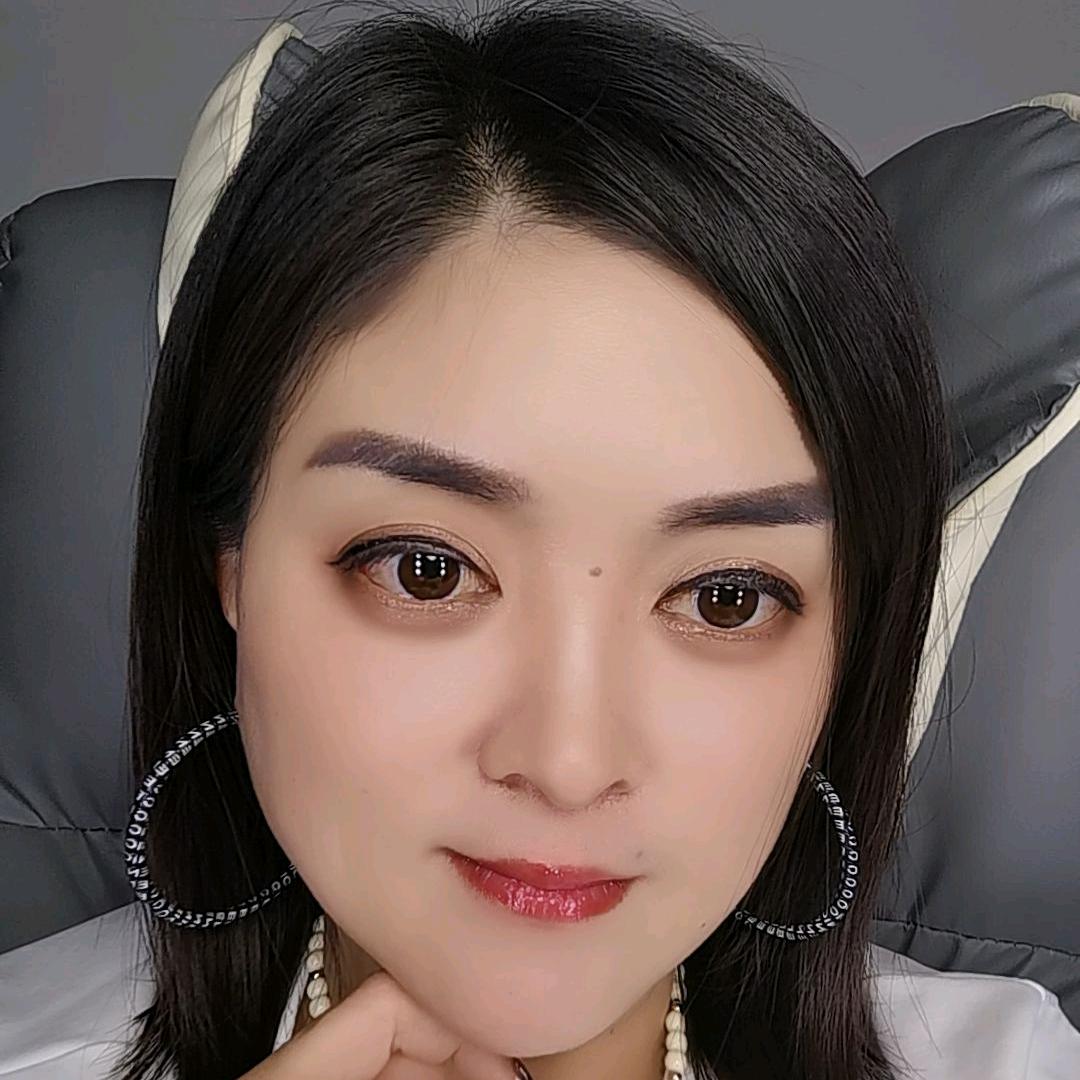 默默妞