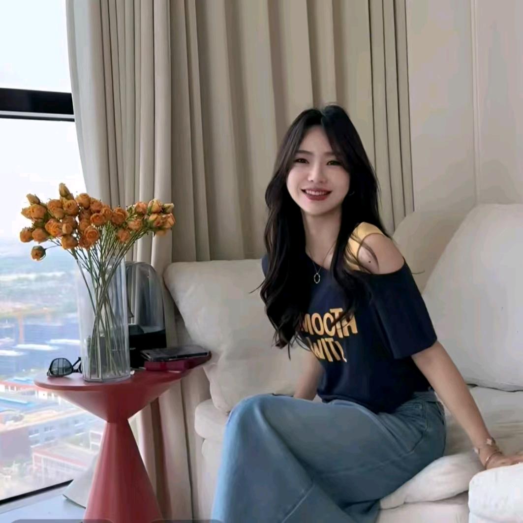 余欢欢YHH（精品穿搭）