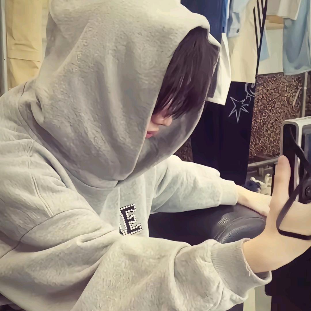 蓝莓味纯牛奶🫐