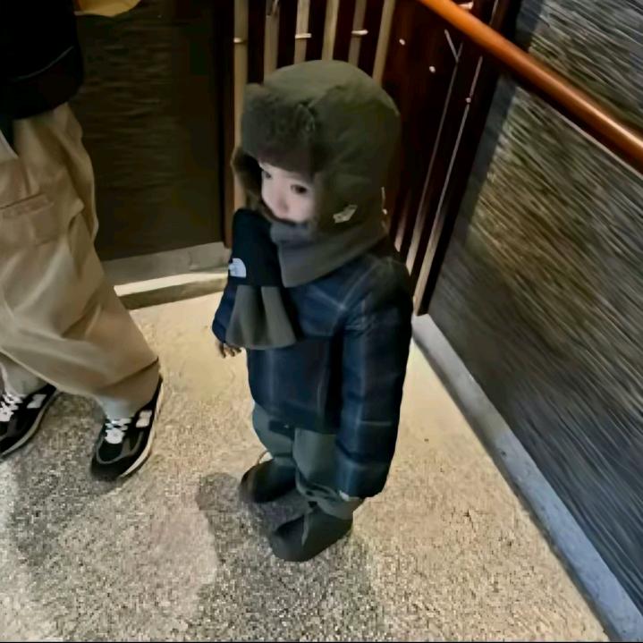 陈不沉.