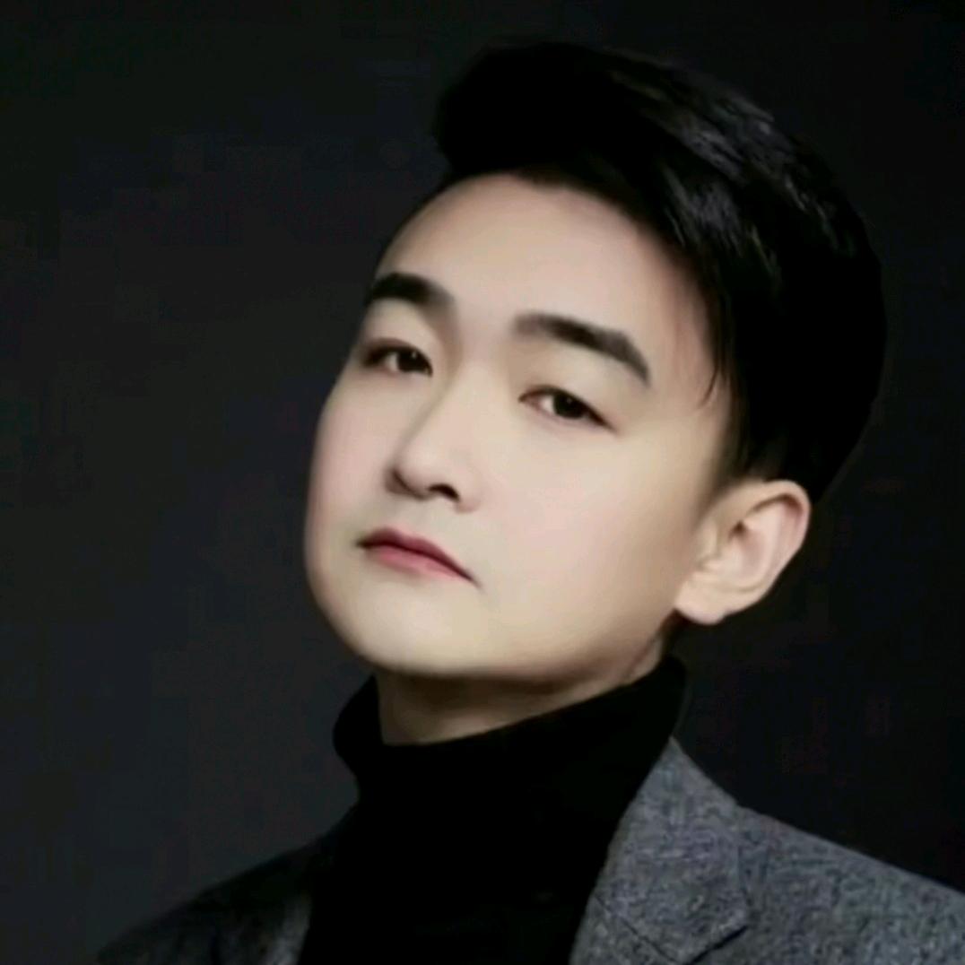 少妇偶像小王子