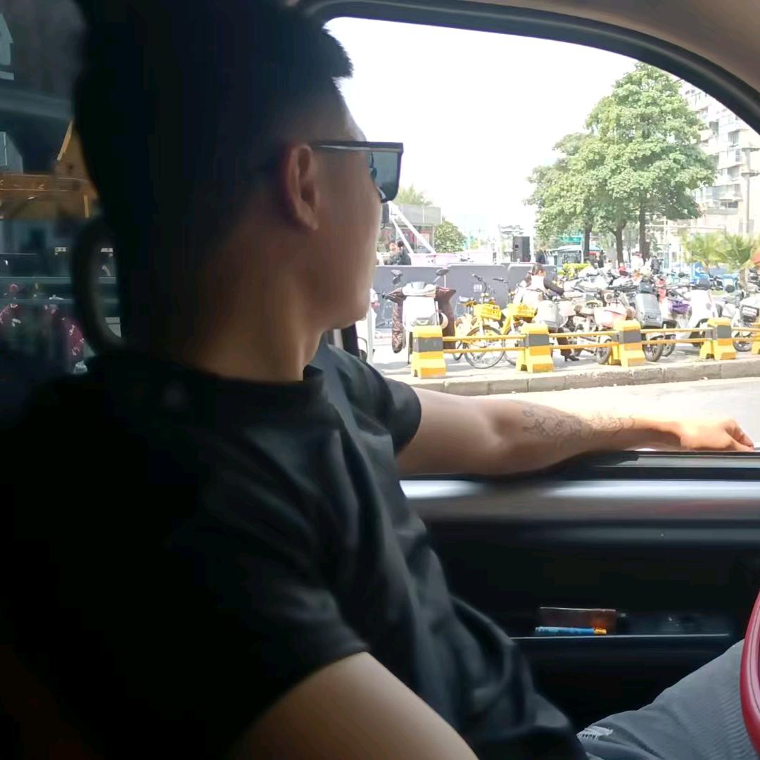 小增爱钓鱼
