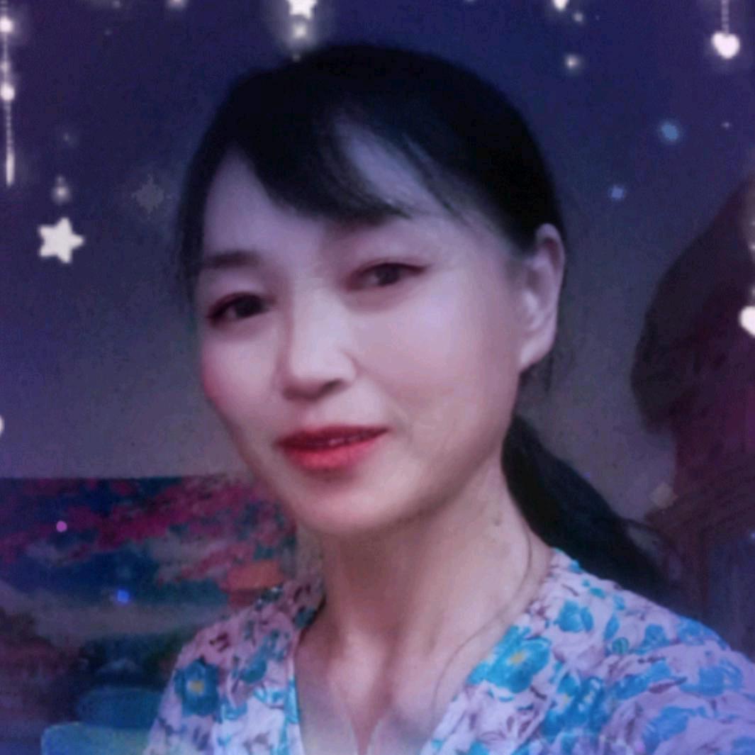 云朵上的玫瑰