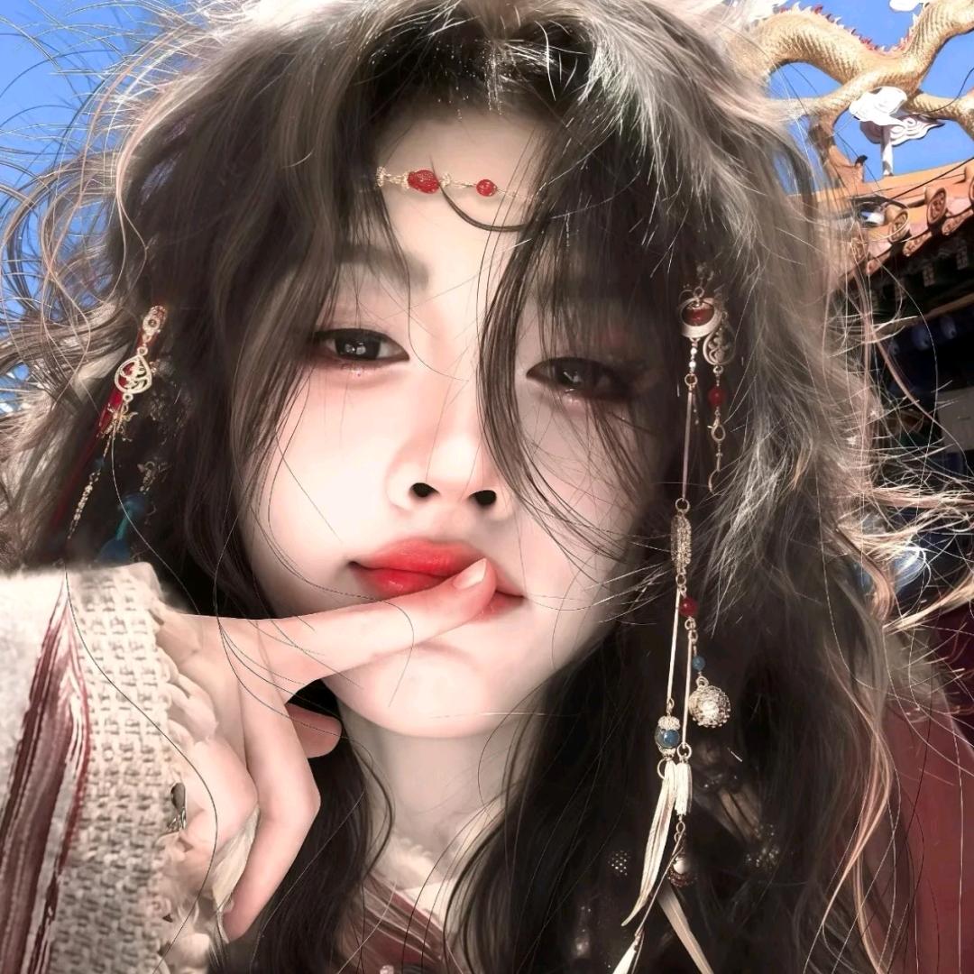 落屿۶•͈⚇•͈ა