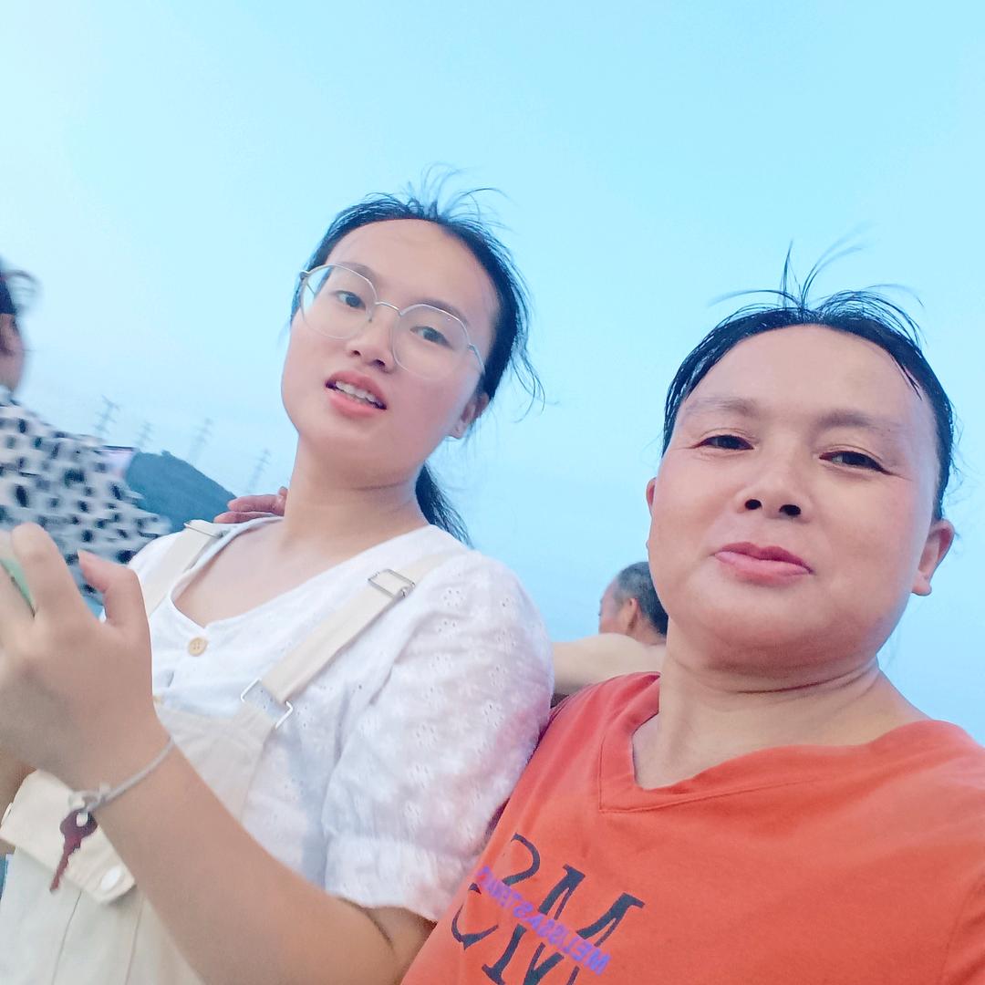 黄家之女，自有兰香，必定珍贵