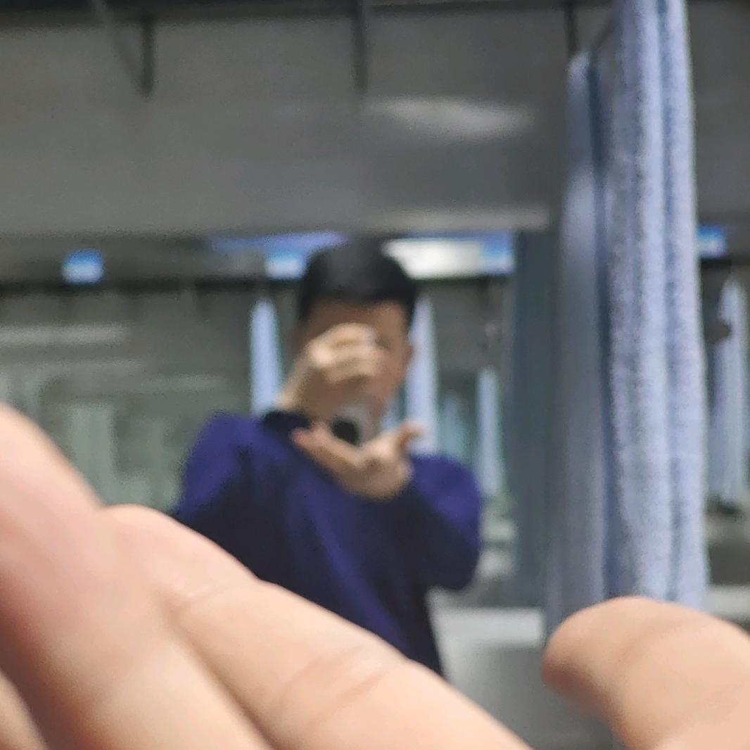 韓.