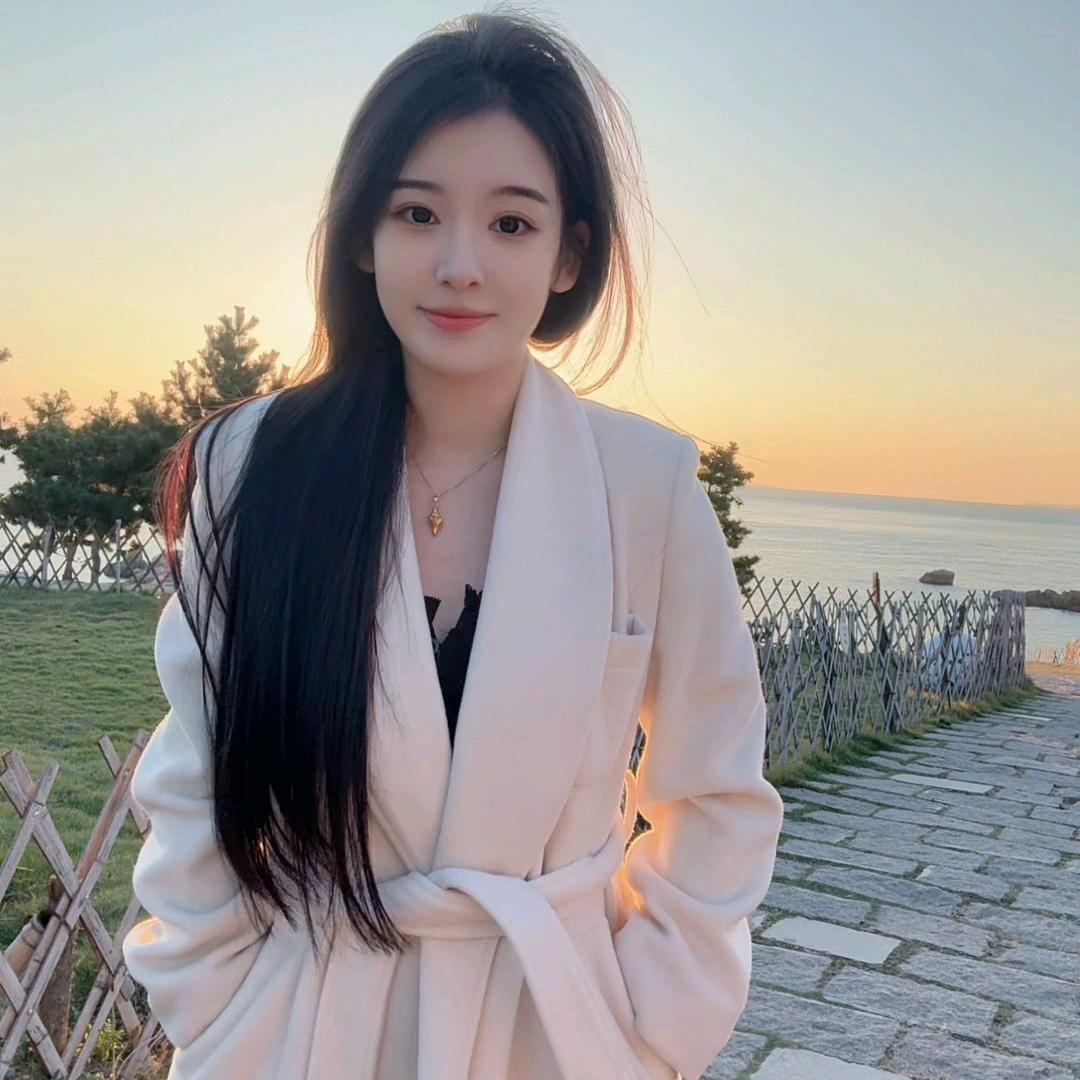 985♈️的女狂浪