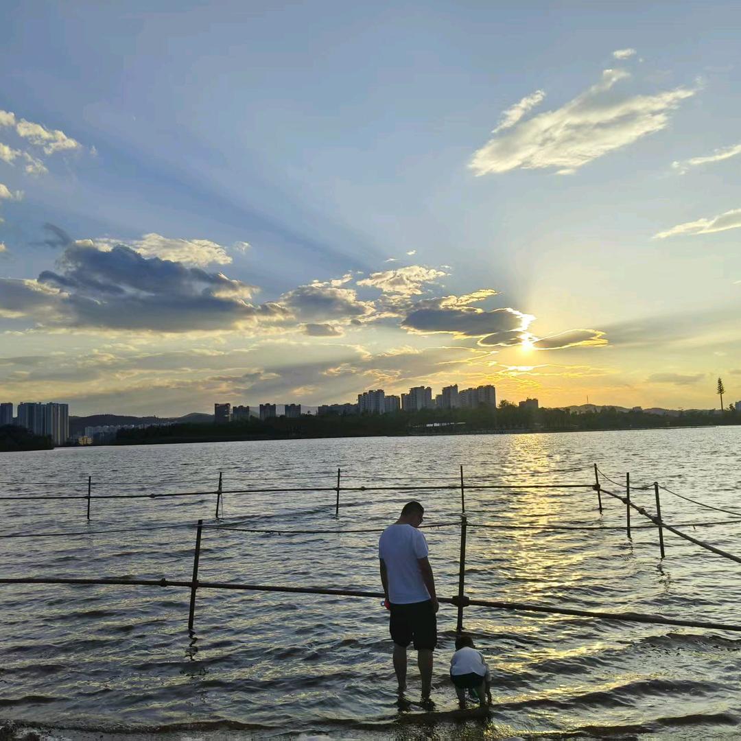 明天，你好