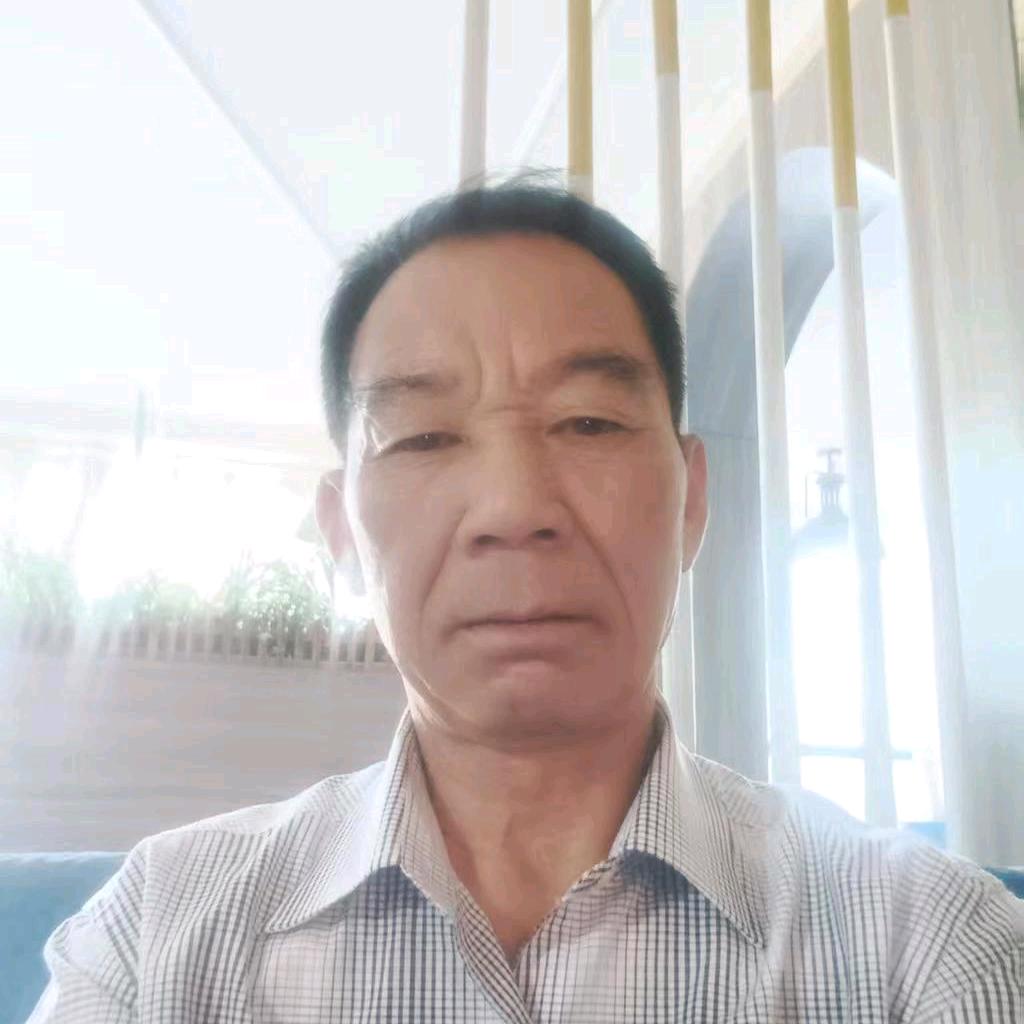 军哥，