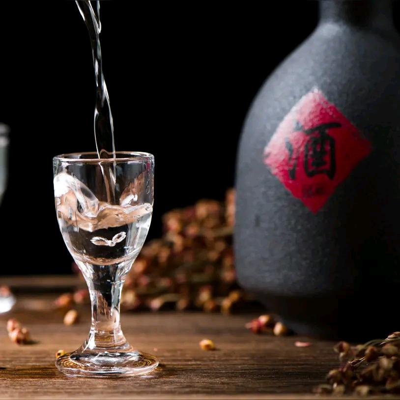 大卫好喝酒