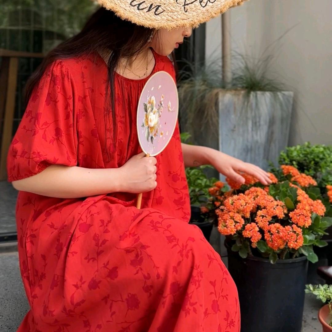 莉拉服饰（爆款）