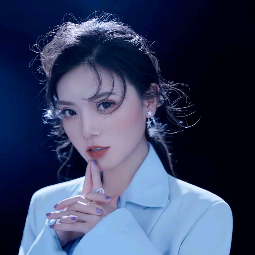 千屿sheila-每日穿搭