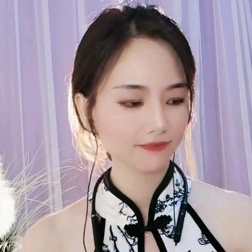 魅儿🍭手势舞