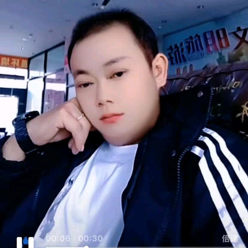 子墨💔💔